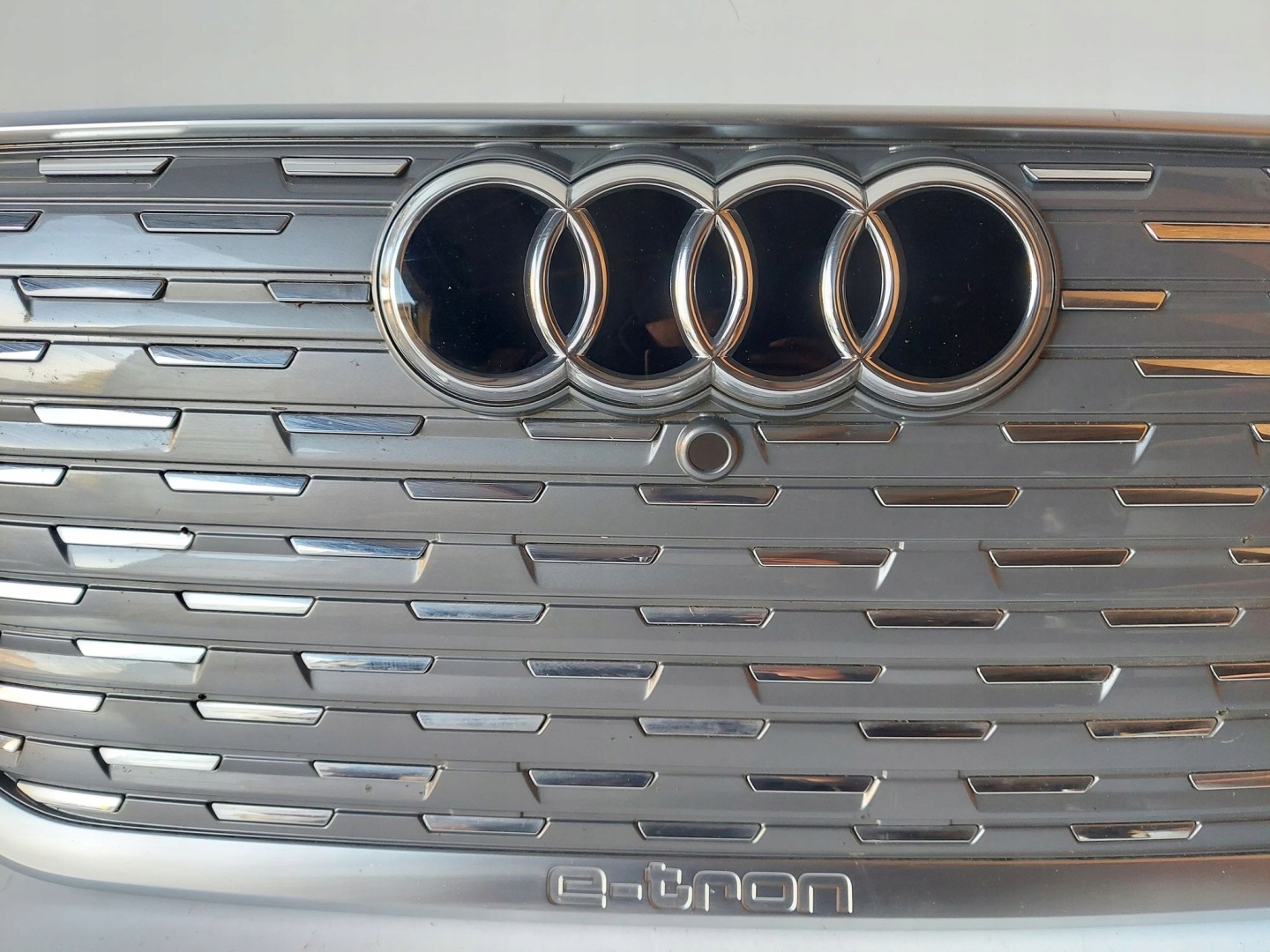 Audi Q4 Kühlergrill FRONTGRILL Kühlergitter 89A853651B - Thumbnail 4
