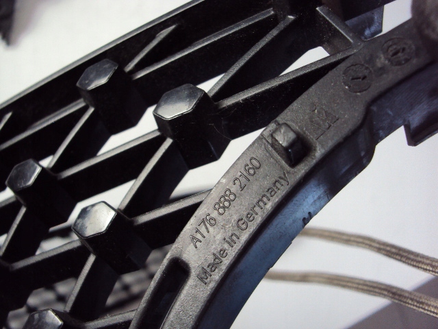 Mercedes-Benz A-Klasse W176 Kühlergrill FRONTGRILL Kühlergitter A1768882260 - Thumbnail 7