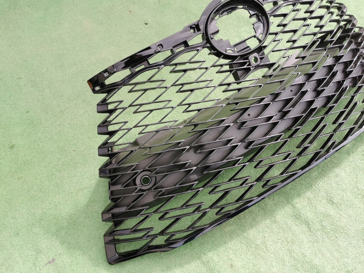 Lexus RX HXU3 Kühlergrill FRONTGRILL Kühlergitter 5310148C105311 - Thumbnail 3