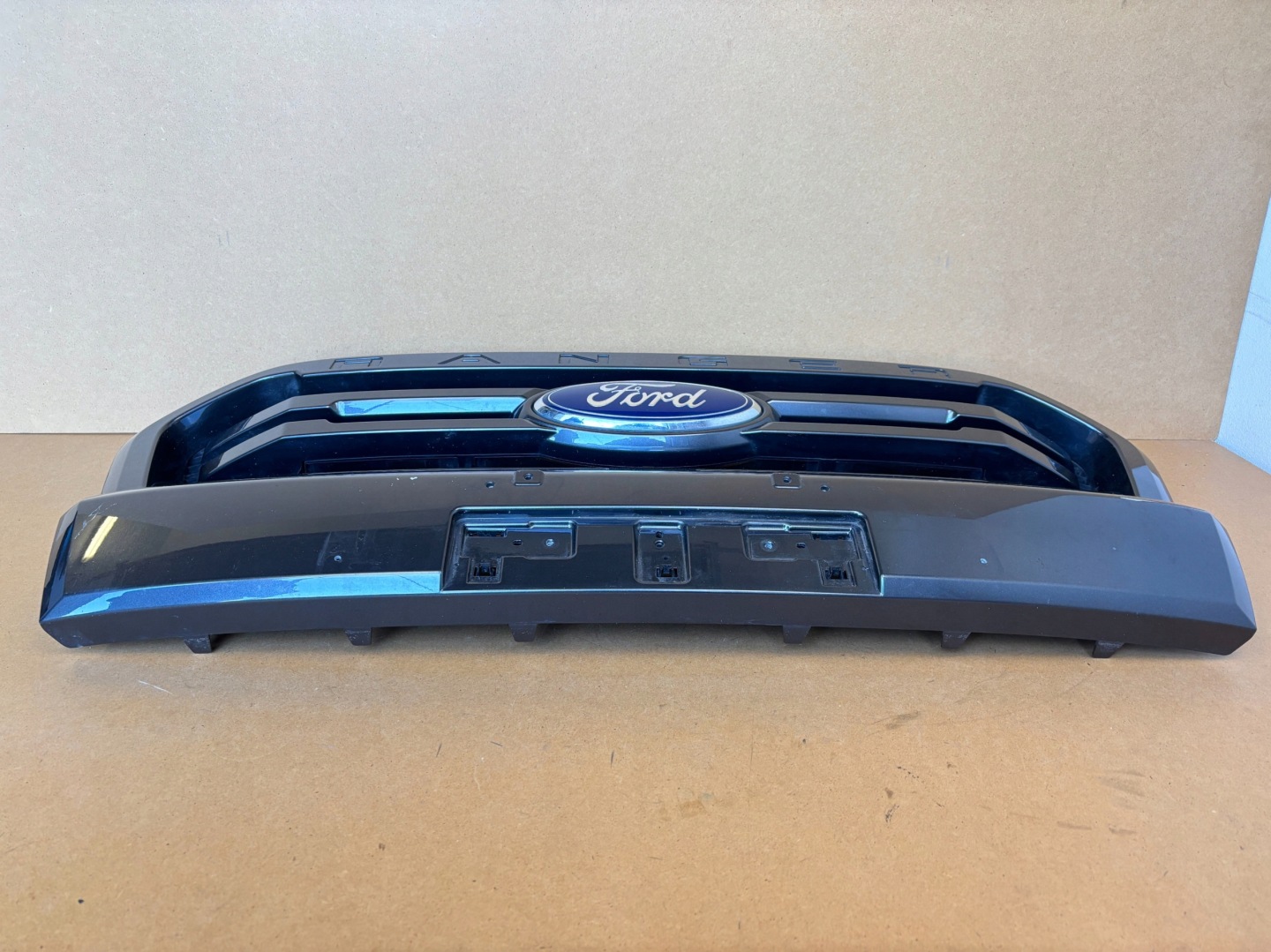 Ford Ranger 1 Mk1 Kühlergrill FRONTGRILL Kühlergitter JB3B8350BJB3B - Thumbnail 2