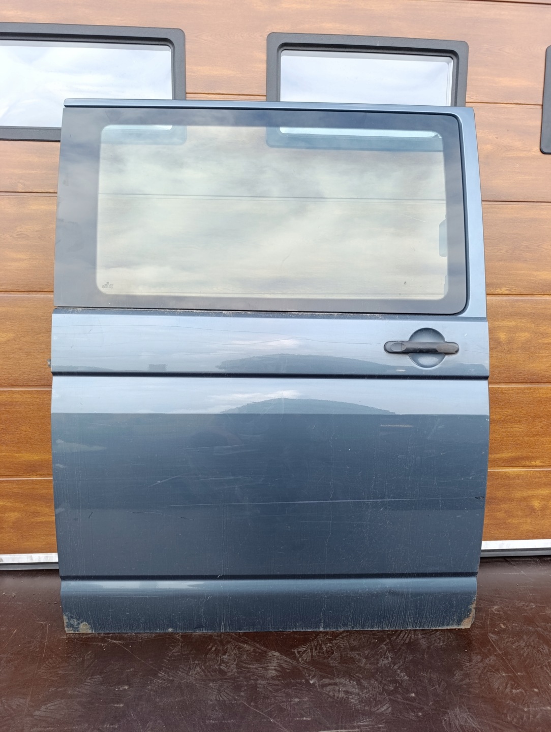 VW Transporter T5 Tür Hinten Rechts Door Porta Porte - Thumbnail 1