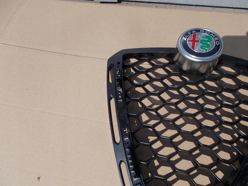 Alfa Romeo Stelvio Typ 949 Kühlergrill FRONTGRILL Kühlergitter - Thumbnail 3
