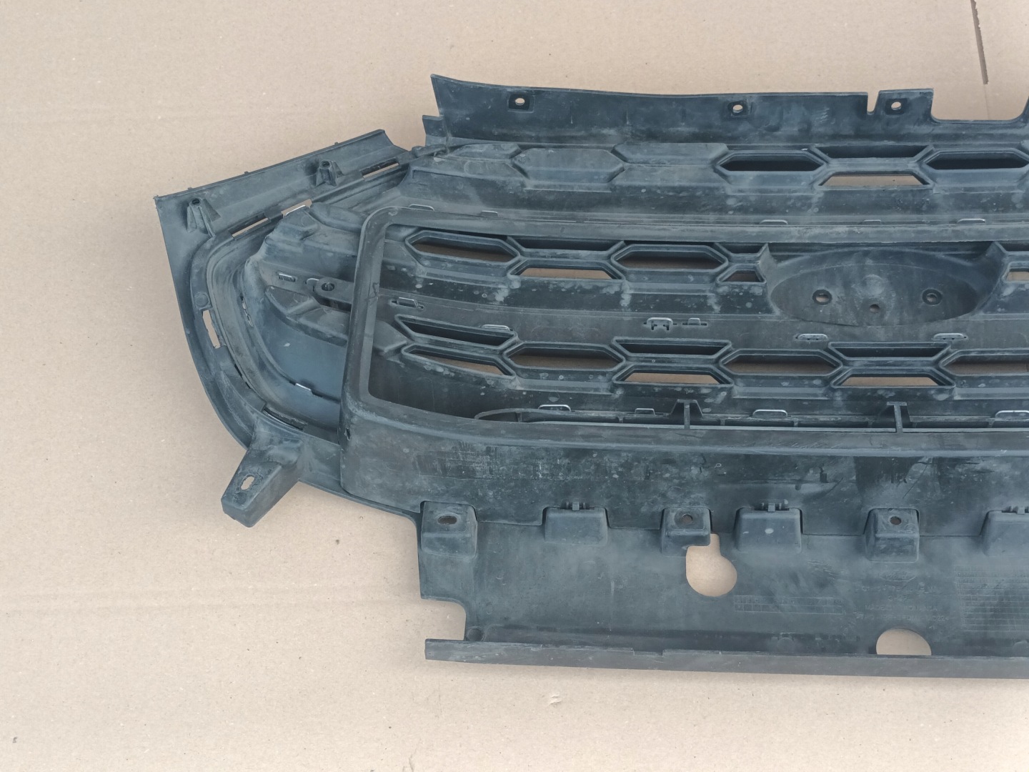 Ford EcoSport Kühlergrill FRONTGRILL Kühlergitter GN1517B968EWF - Thumbnail 7