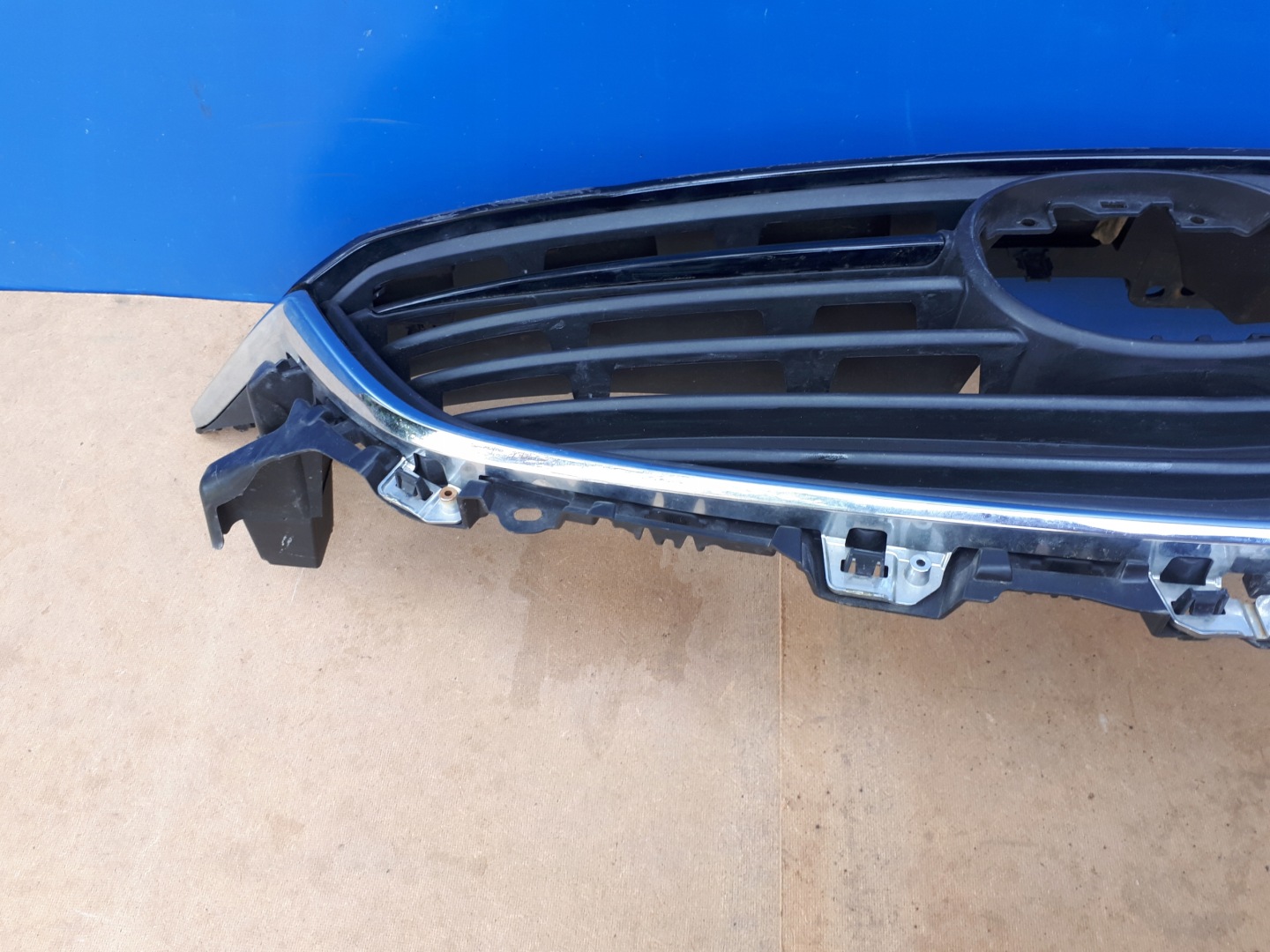 Mazda 6 GH Kühlergrill FRONTGRILL Kühlergitter GHP950712 - Thumbnail 10