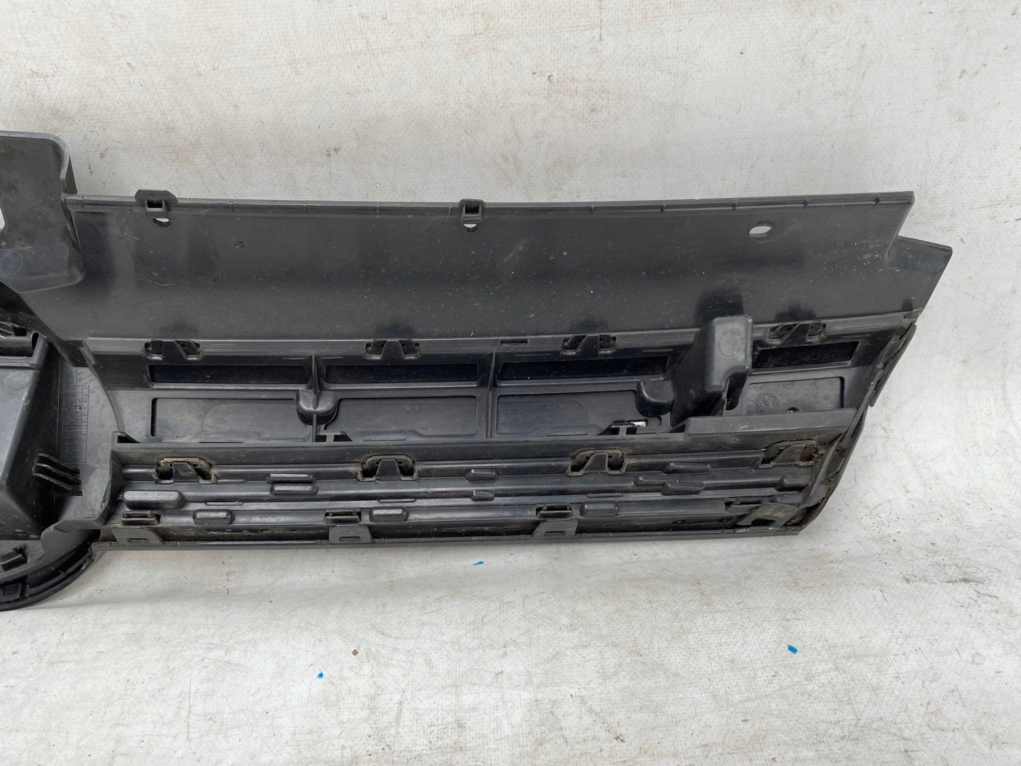 VW Golf V Kühlergrill FRONTGRILL Kühlergitter 5G0853651CE - Thumbnail 9
