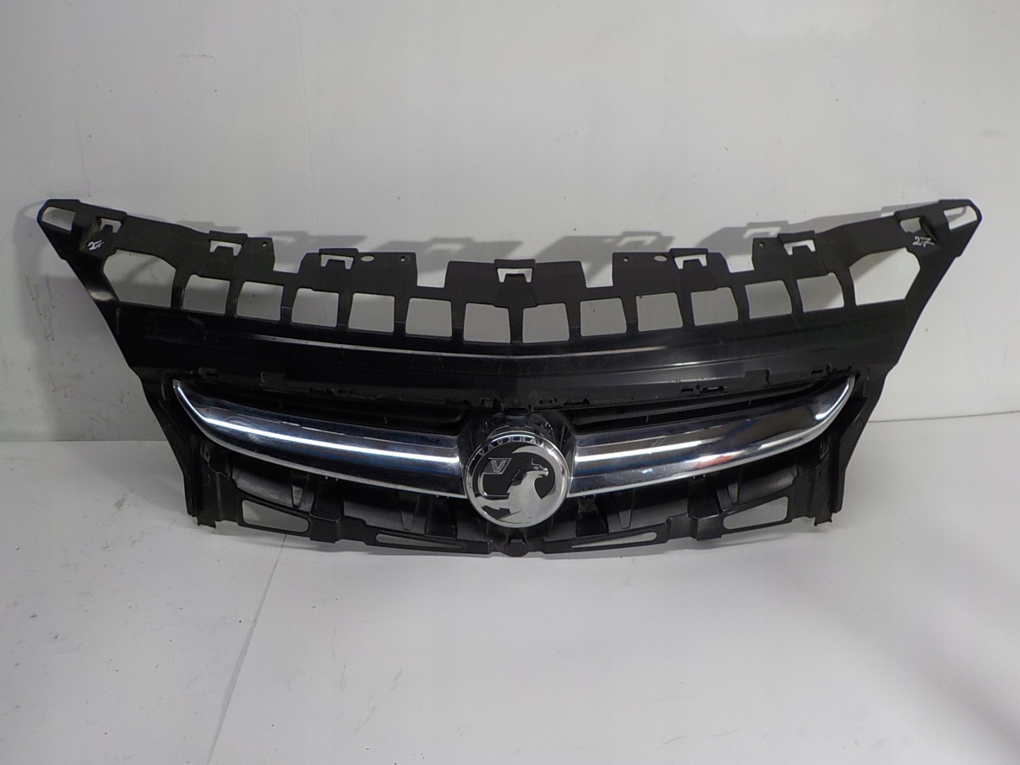 Opel Astra Kühlergrill FRONTGRILL Kühlergitter 13266577 - Thumbnail 1