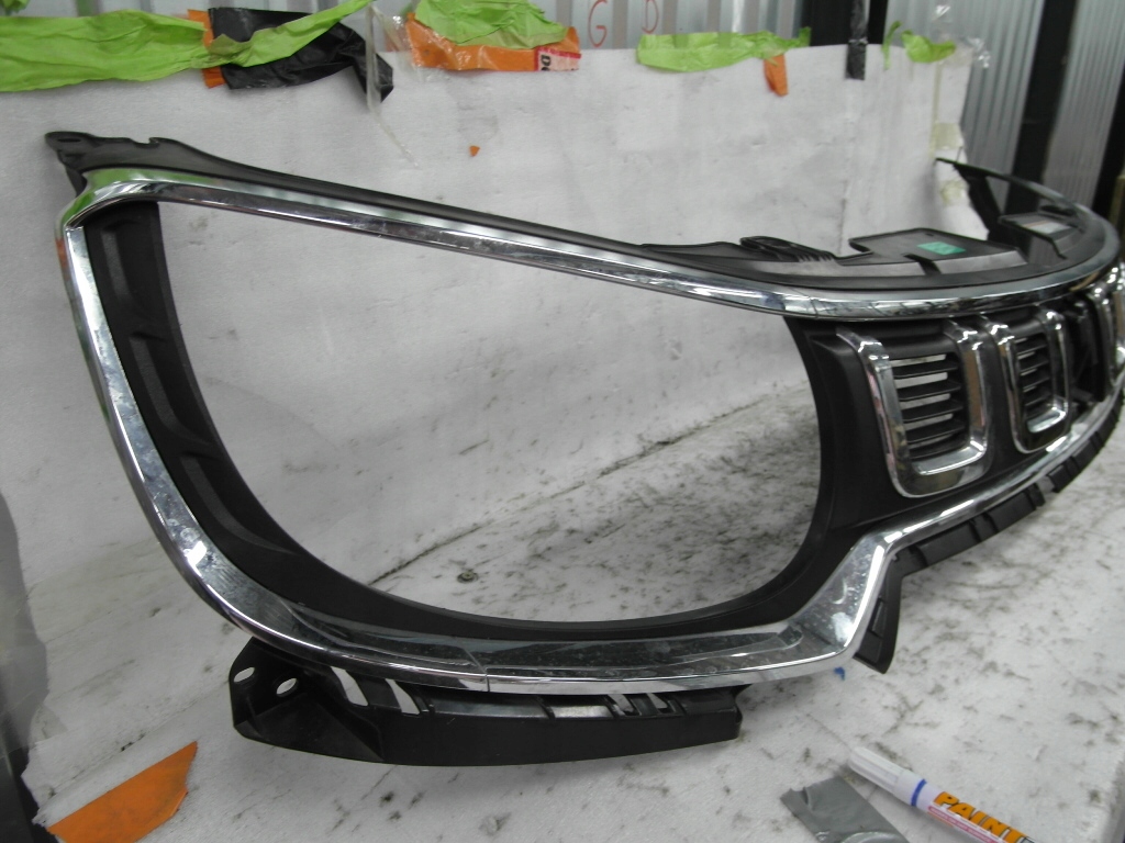 Suzuki Ignis I FH Kühlergrill FRONTGRILL Kühlergitter 7211173S07211 - Thumbnail 2