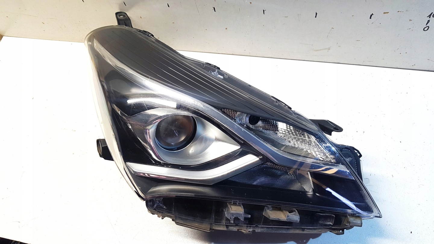 Frontscheinwerfer Toyota Yaris I P1 Facelift LED Rechts Scheinwerfer Headlight - Thumbnail 1