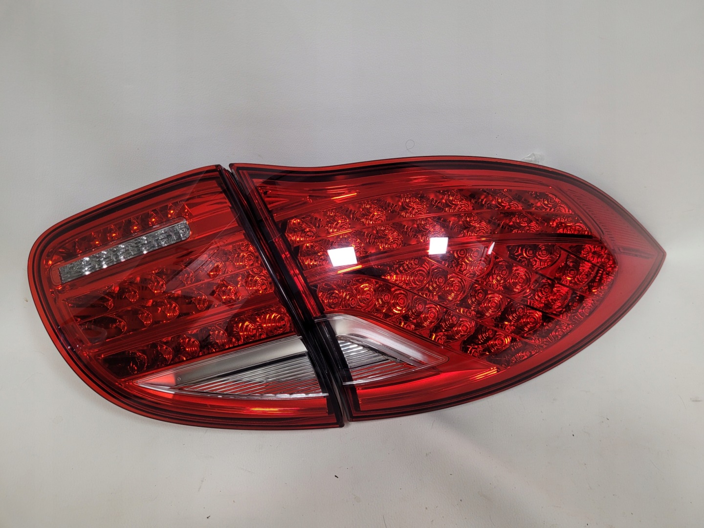 Porsche Cayenne 9YA Rückleuchte 7P5945095T Rearlamp - Thumbnail 6