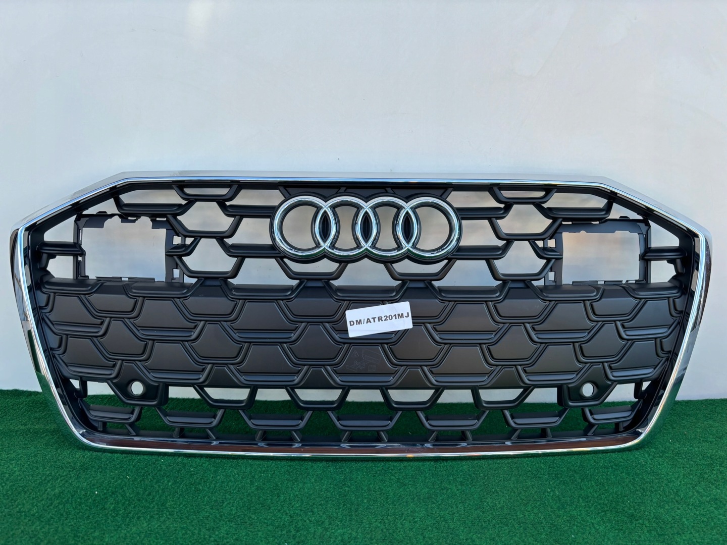 Audi A6 Kühlergrill FRONTGRILL Kühlergitter 4K0853651R0 - Thumbnail 1