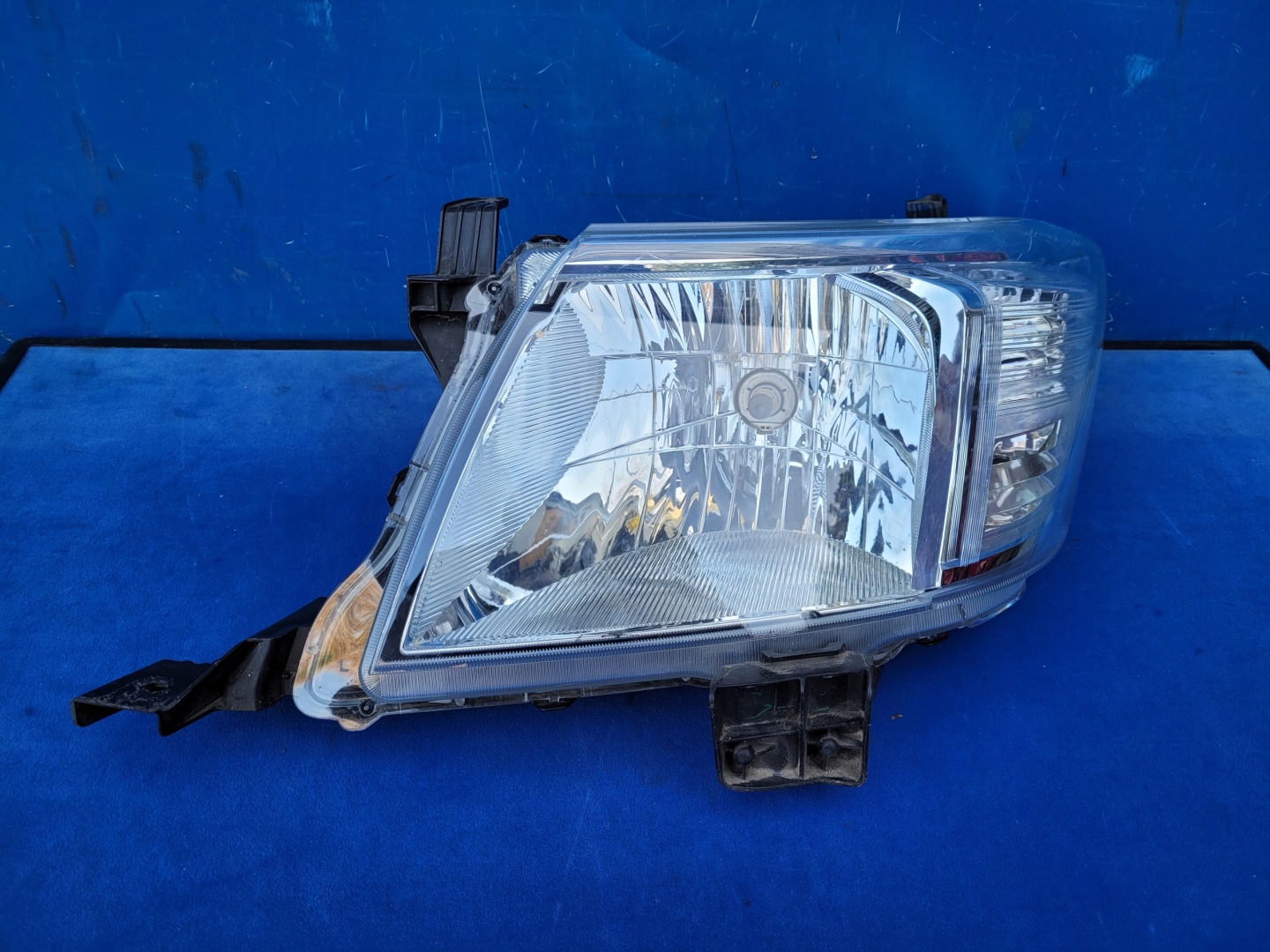 Frontscheinwerfer Toyota Hilux AN1P Facelift LED Links Scheinwerfer Headlight - Thumbnail 1