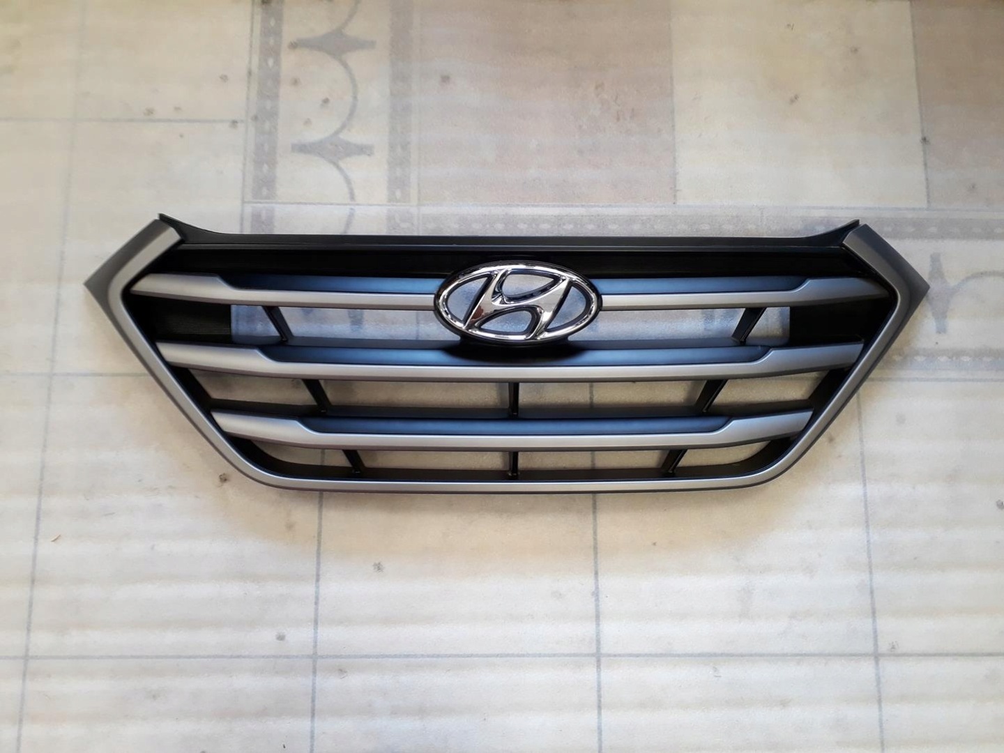 Hyundai Tucson NX4E Kühlergrill FRONTGRILL Kühlergitter 86350D7000 - Thumbnail 1