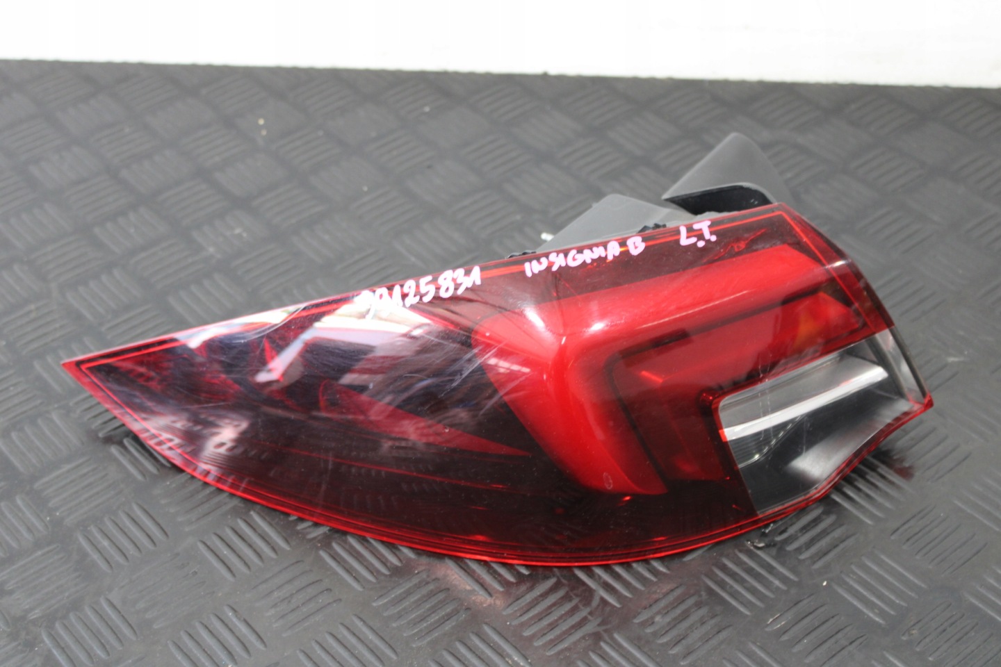 Opel Insignia Rückleuchte 39125831 Rearlamp - Thumbnail 1