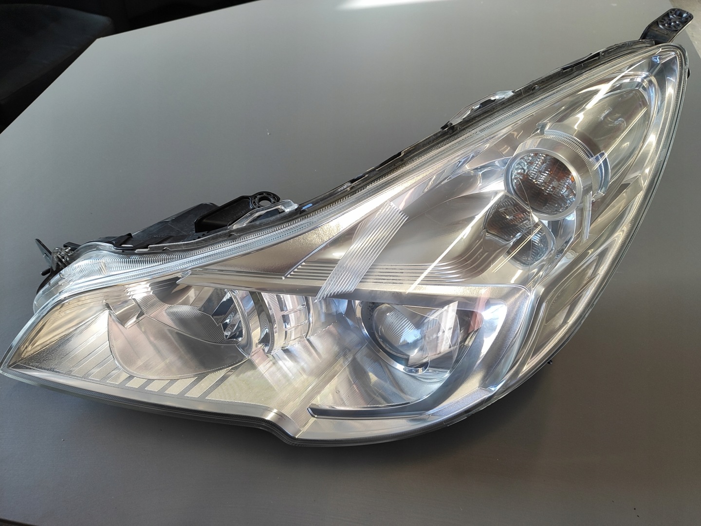 Frontscheinwerfer Subaru Outback BM Xenon Links Scheinwerfer Headlight - Thumbnail 1