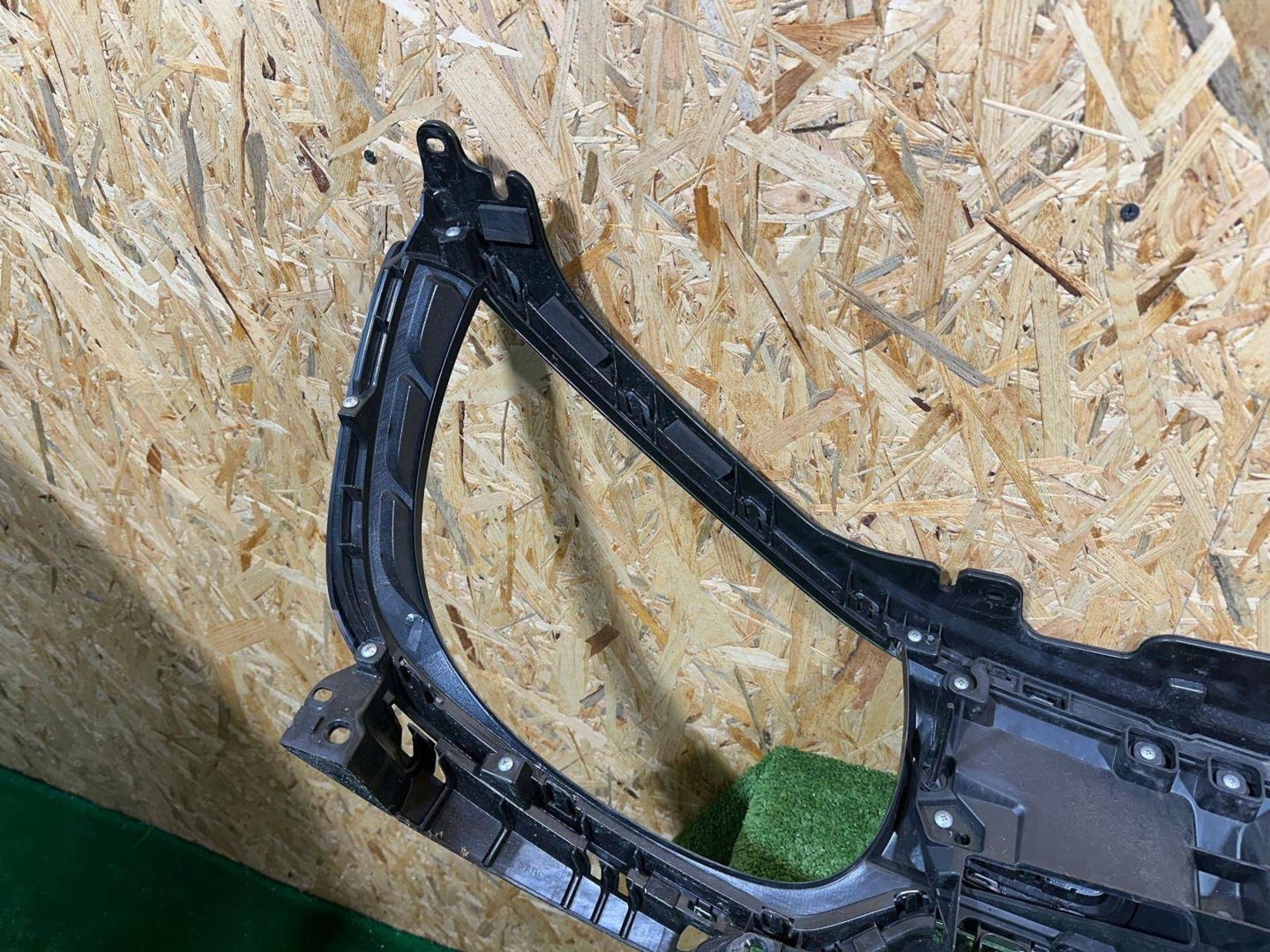 Suzuki Ignis I FH Kühlergrill FRONTGRILL Kühlergitter 7211273S0 - Thumbnail 9