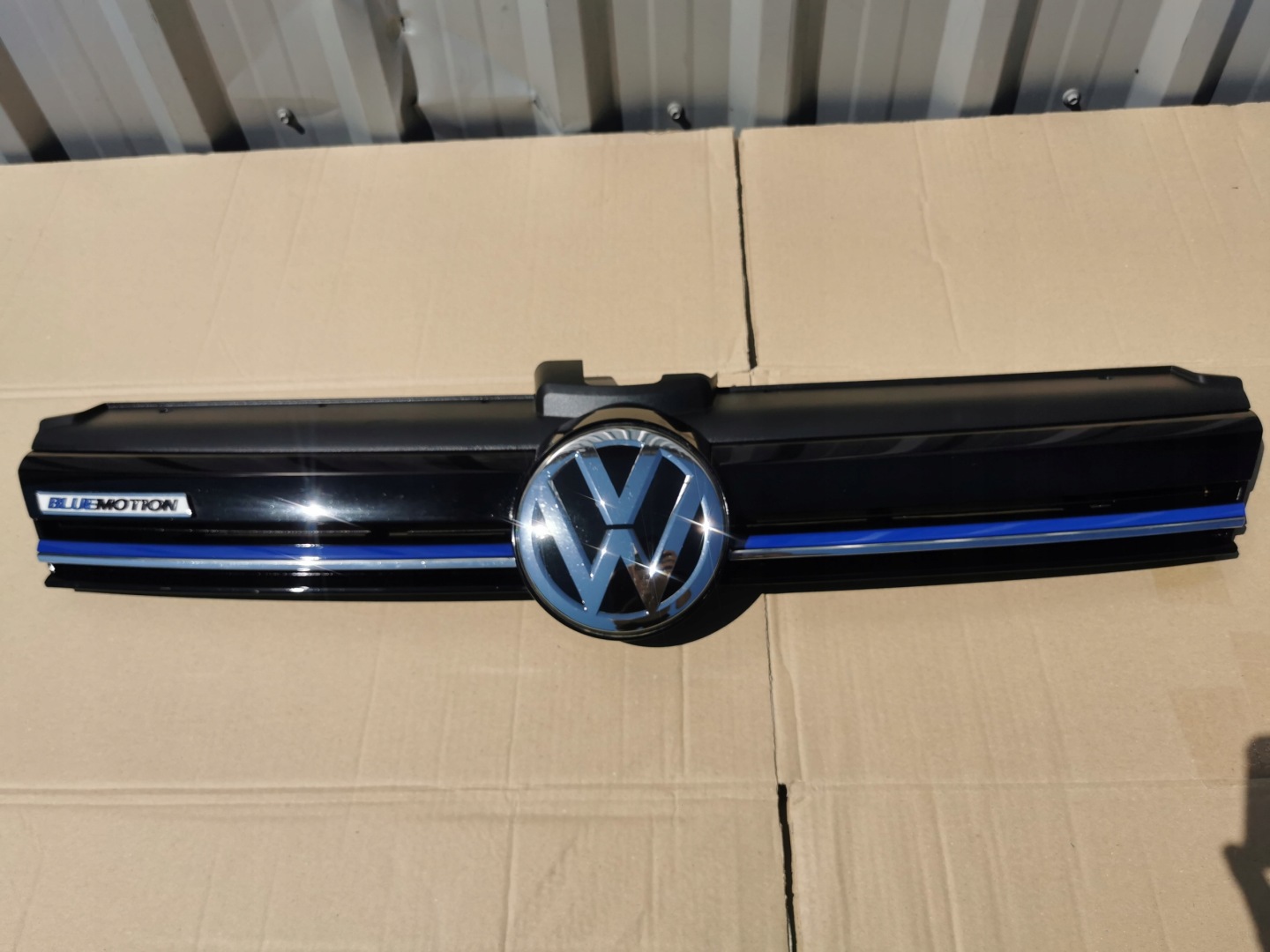 VW Golf V Kühlergrill FRONTGRILL Kühlergitter - Thumbnail 1