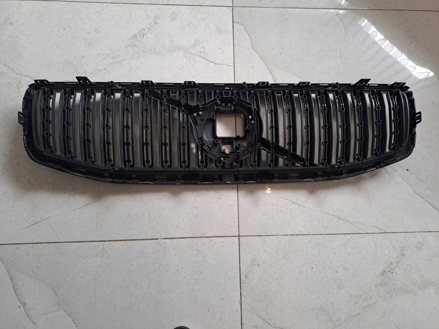 Volvo S60/V60 V60 Kühlergrill FRONTGRILL Kühlergitter 32291439 - Thumbnail 4