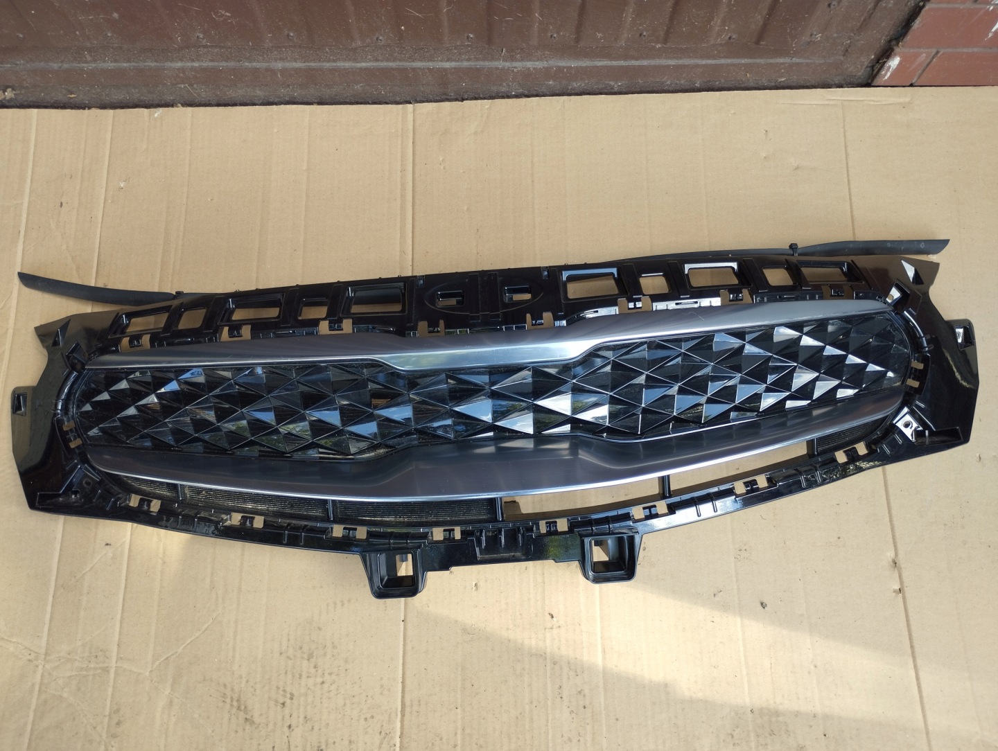 Kia Ceed CD Kühlergrill FRONTGRILL Kühlergitter - Thumbnail 1