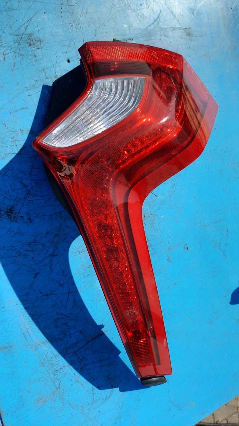 Volvo S60/V60 V60 Rückleuchte 31214963 Rearlamp - Thumbnail 1