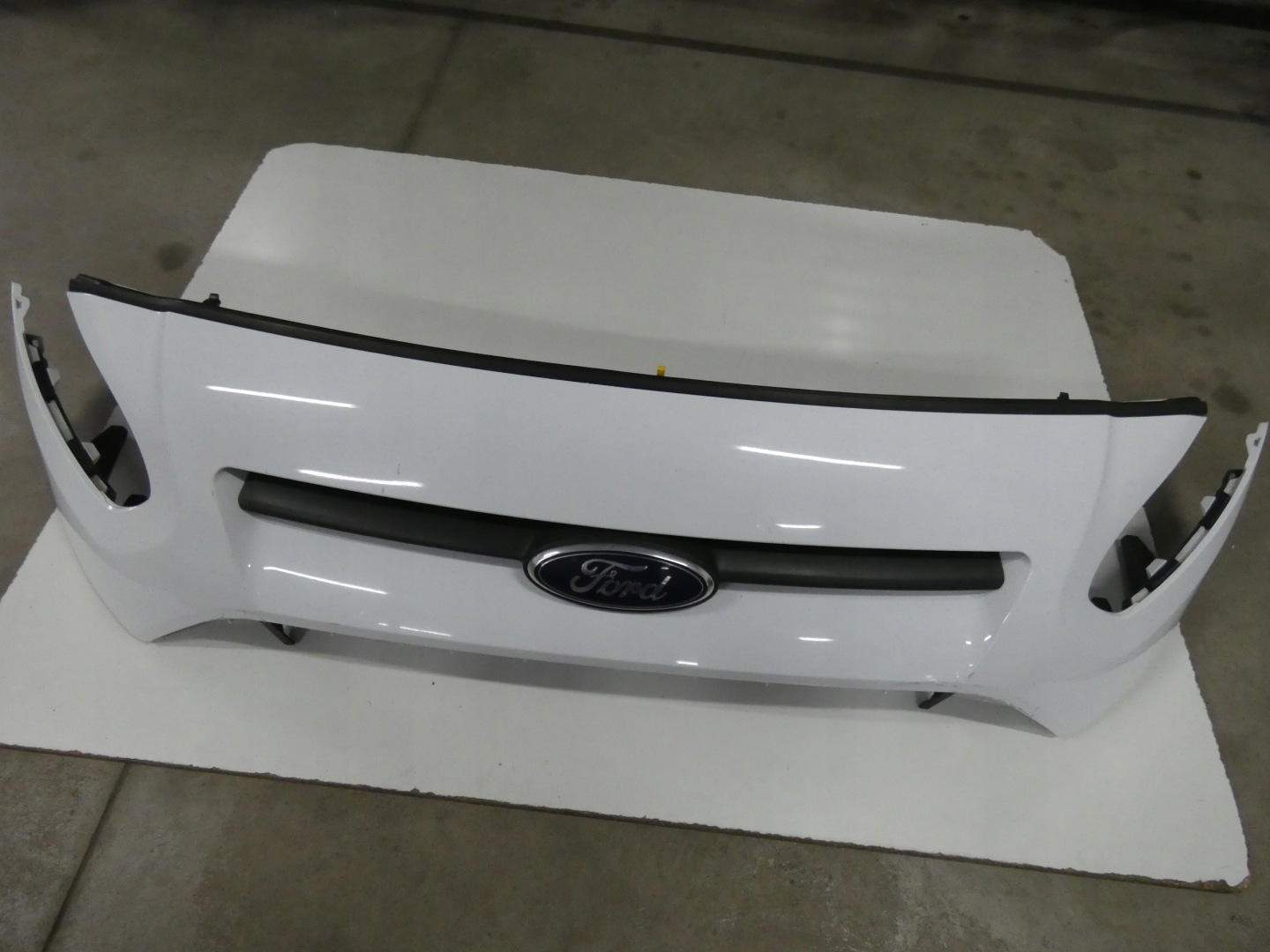 Ford Transit Connect II Mk2 Kühlergrill FRONTGRILL Kühlergitter - Thumbnail 1
