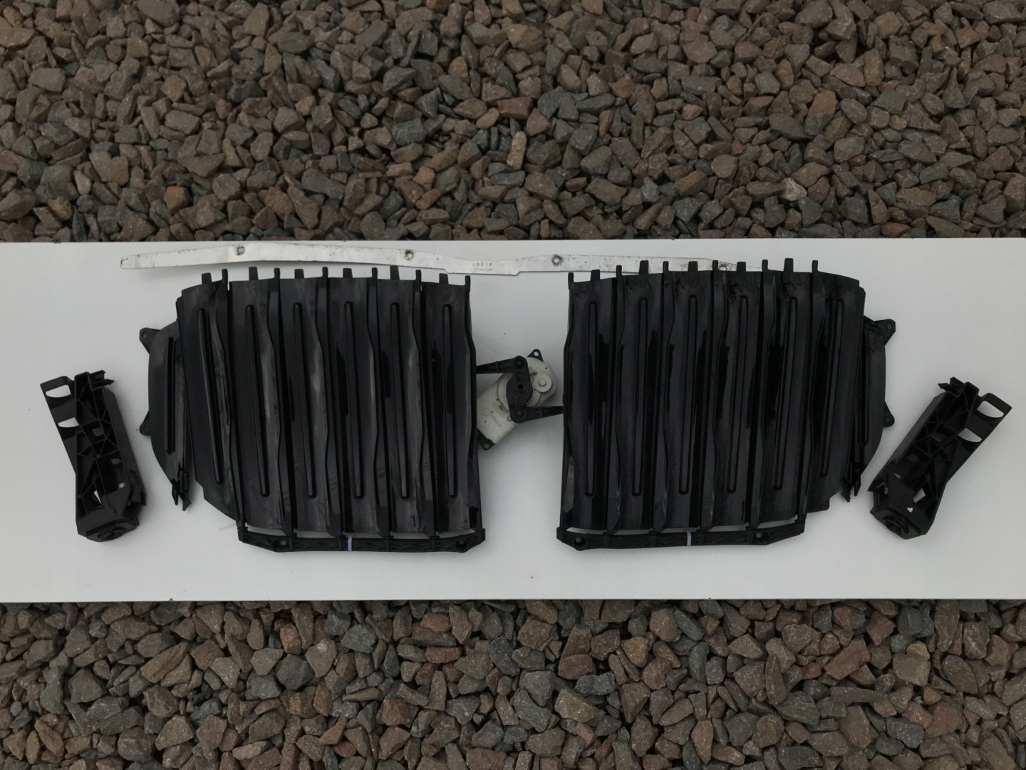 BMW X5 G05 Kühlergrill FRONTGRILL Kühlergitter 5ATRAPA - Thumbnail 1