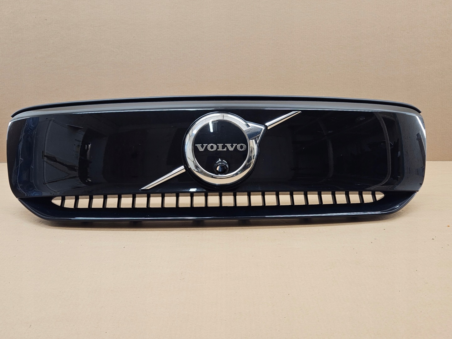 Volvo XC40 Kühlergrill FRONTGRILL Kühlergitter 55314573 - Thumbnail 1