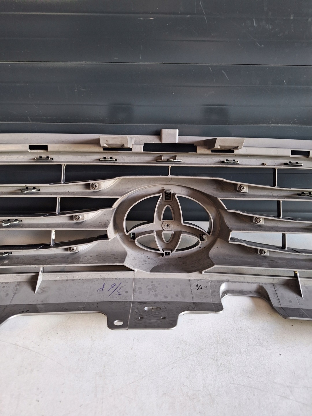 Toyota RAV4 XA5 Kühlergrill FRONTGRILL Kühlergitter 5310142360 - Thumbnail 10