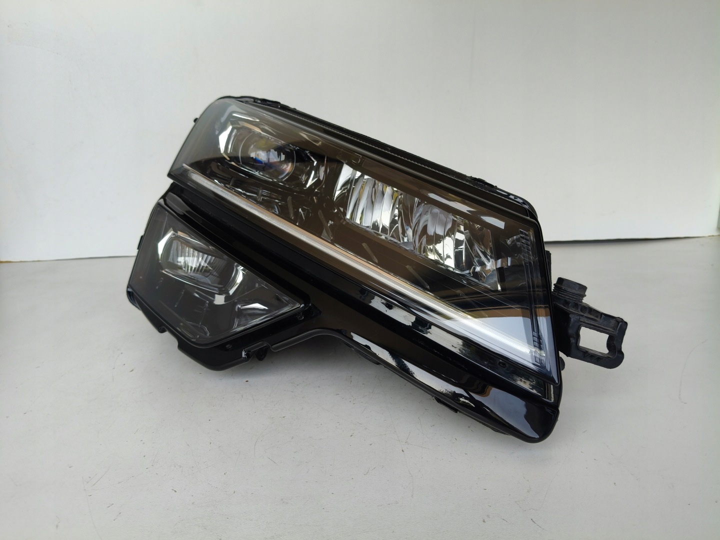 Frontscheinwerfer Skoda Karoq 57B 57B941016D LED Rechts Scheinwerfer Headlight - Thumbnail 1