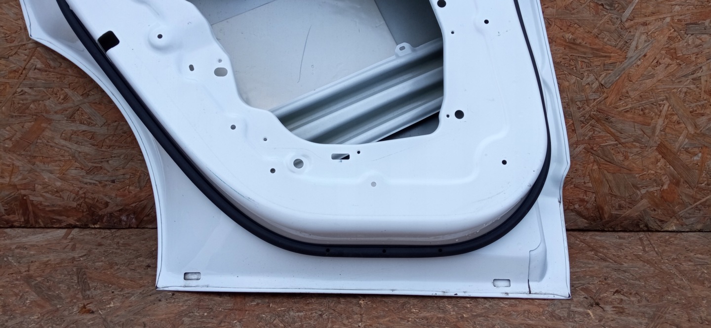 Tesla Model Y 005 Tür Hinten Links Door 149359700B Porta Porte - Thumbnail 11