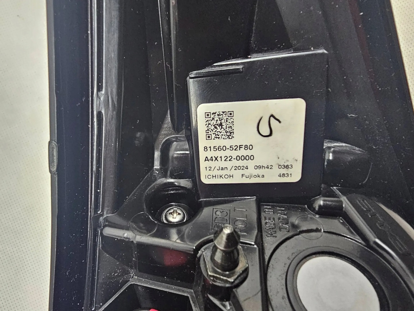 Lexus LBX AYH1 Rückleuchte 8156052F80 Rearlamp - Thumbnail 8