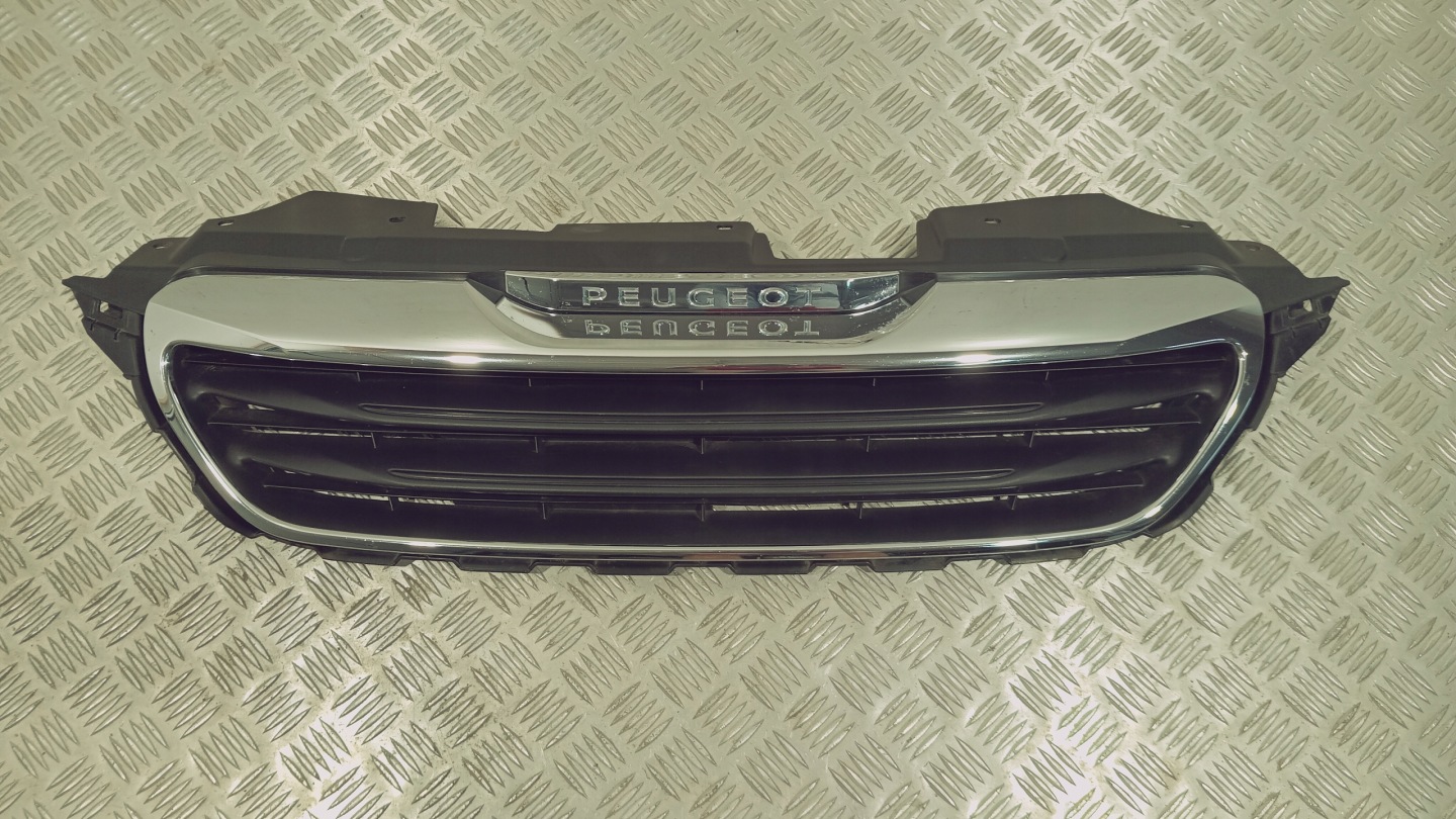 Peugeot 108 Kühlergrill FRONTGRILL Kühlergitter - Thumbnail 1