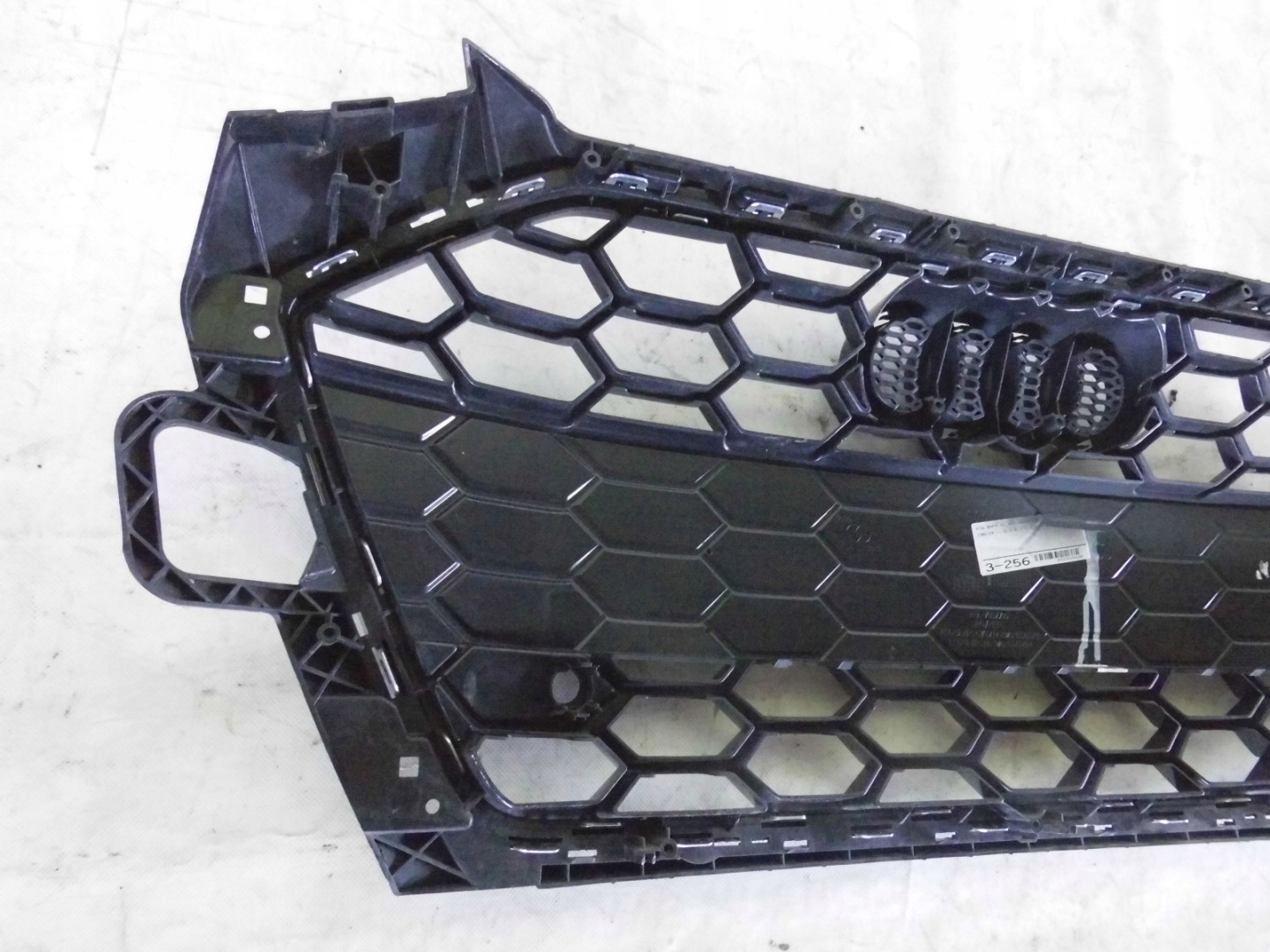 Audi A4 B9 Kühlergrill FRONTGRILL Kühlergitter - Thumbnail 6