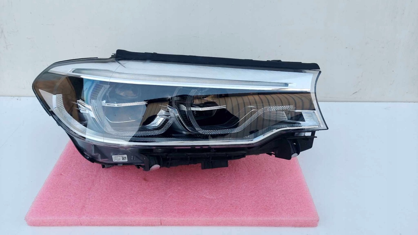 Frontscheinwerfer BMW 5 G31 7439210 LED ADAPTIVE Rechts Scheinwerfer Headlight - Thumbnail 1