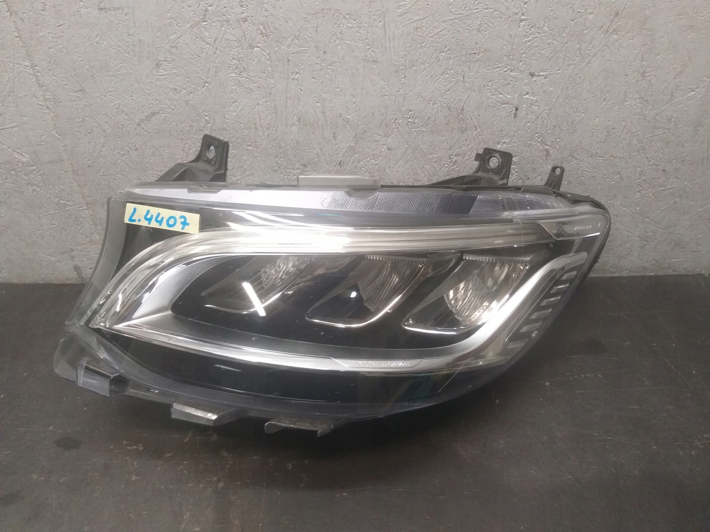 Frontscheinwerfer Mercedes-Benz Sprinter W910 A9109065700 LED Links Headlight - Thumbnail 1