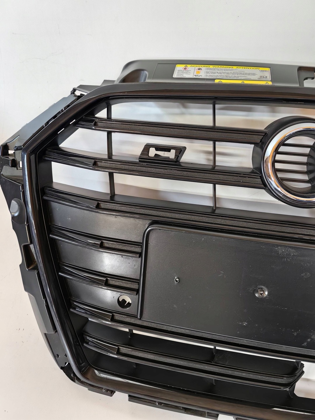 Audi 8V3 Kühlergrill FRONTGRILL Kühlergitter 8V3853651AE - Thumbnail 4