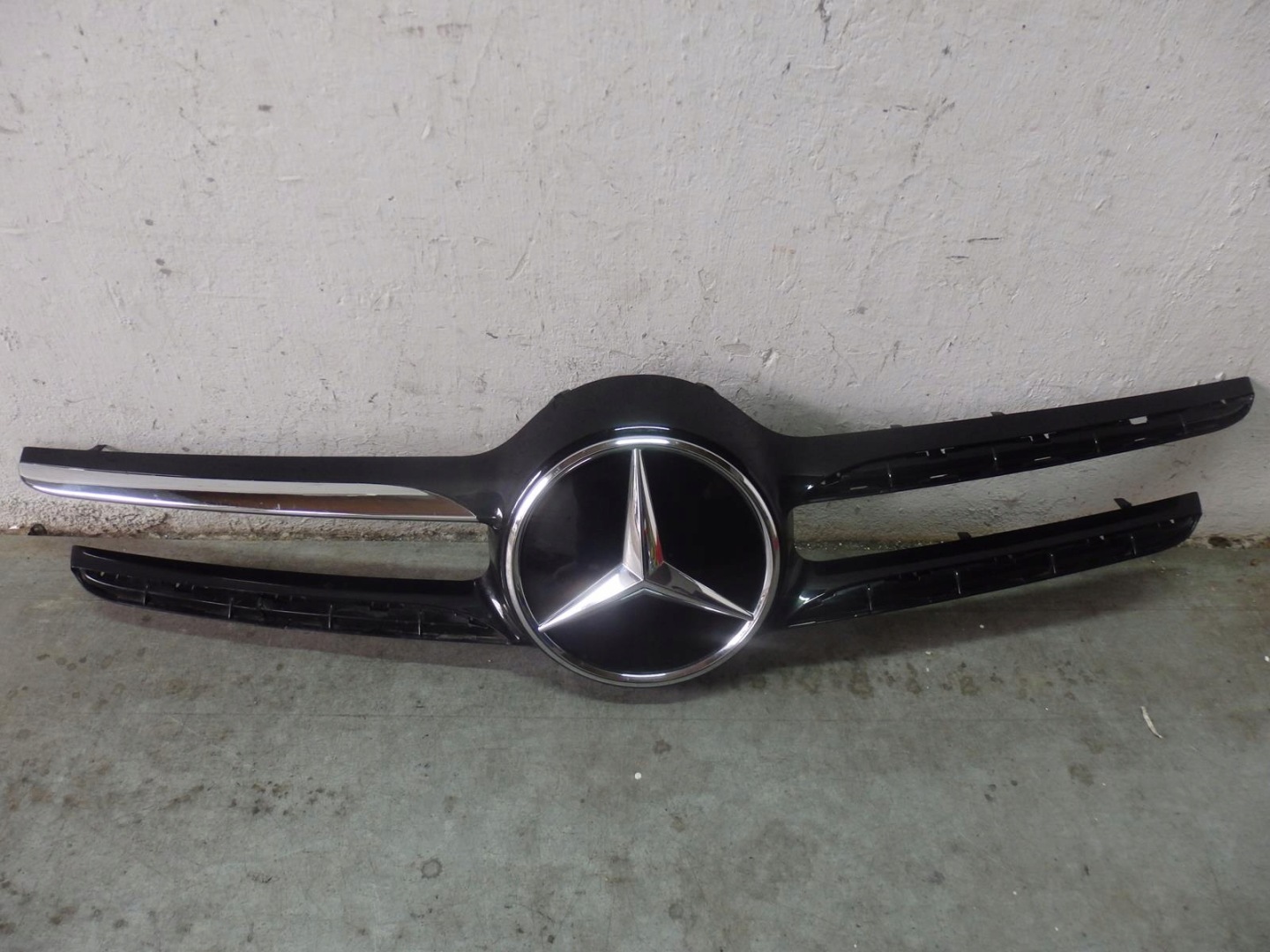 Mercedes-Benz Vito W447 Kühlergrill FRONTGRILL Kühlergitter - Thumbnail 1