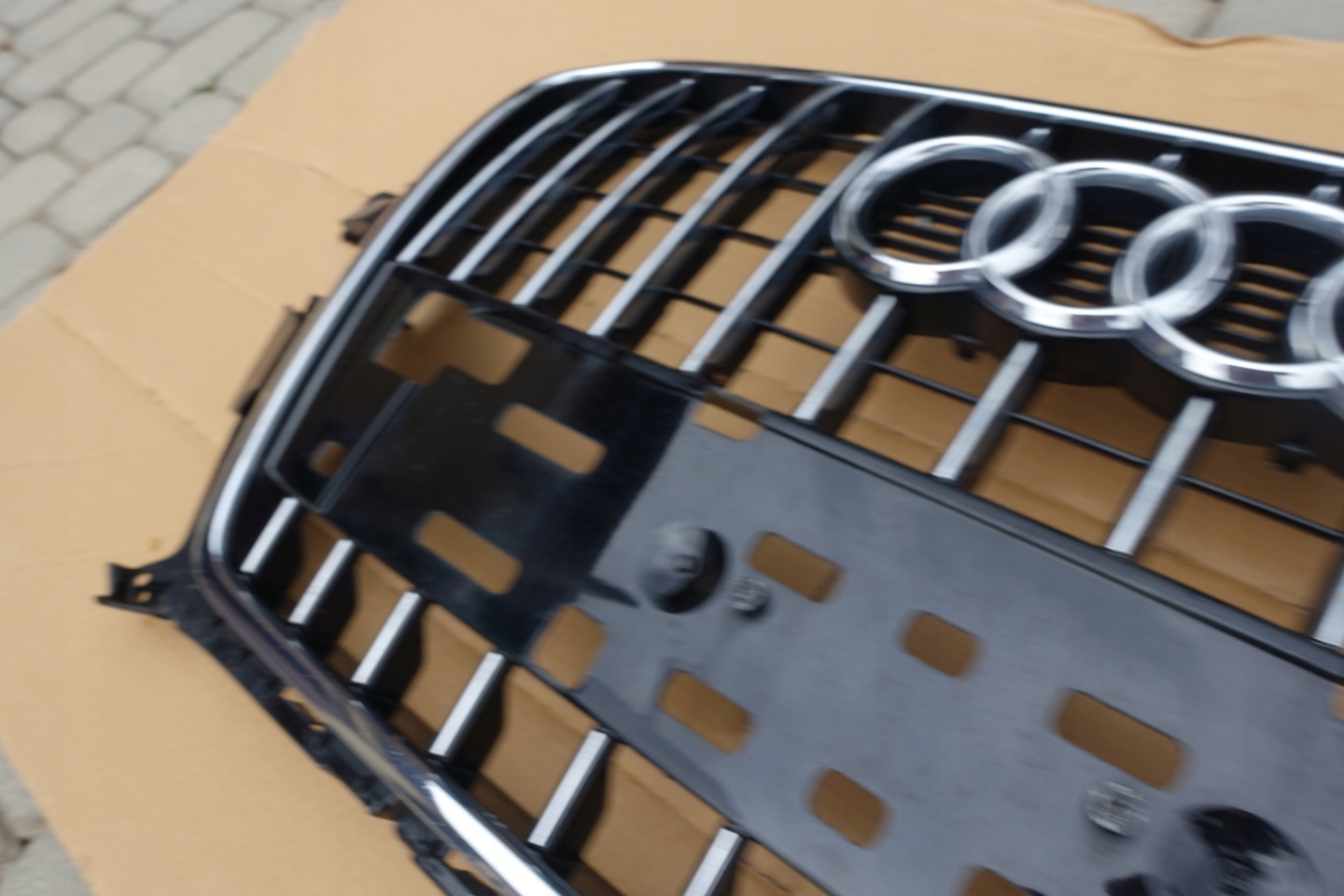 Audi Q5 Kühlergrill FRONTGRILL Kühlergitter 8R0853651AB - Thumbnail 10