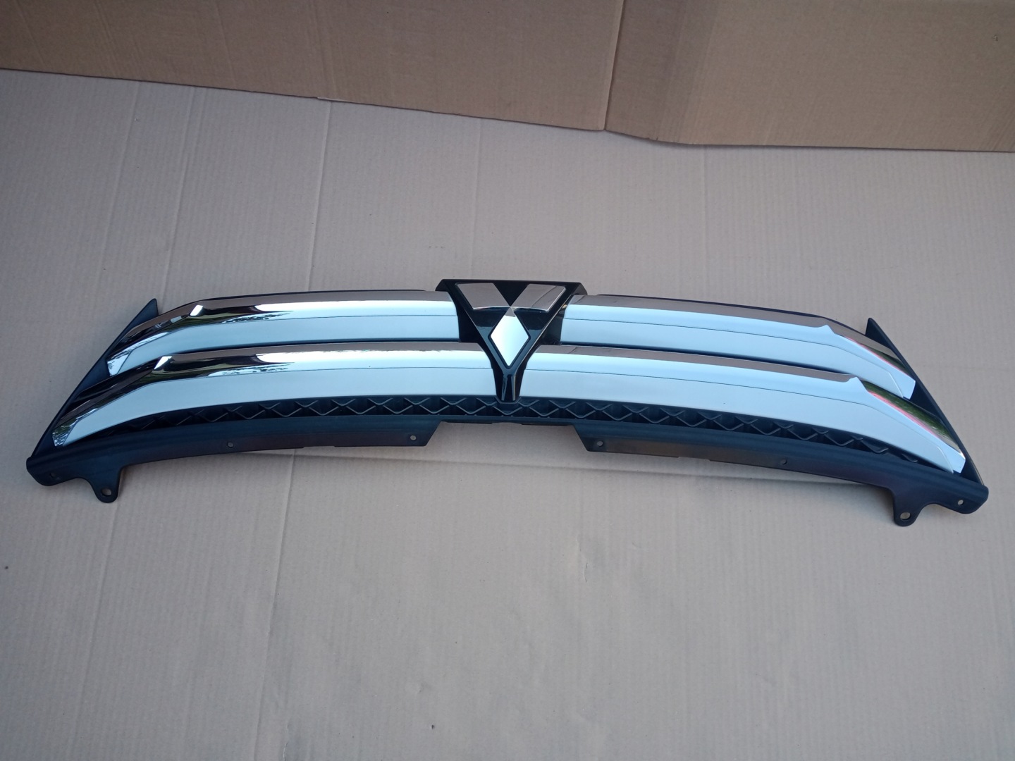Mitsubishi Eclipse Cross GK0 Kühlergrill FRONTGRILL Kühlergitter 7450B072 - Thumbnail 6