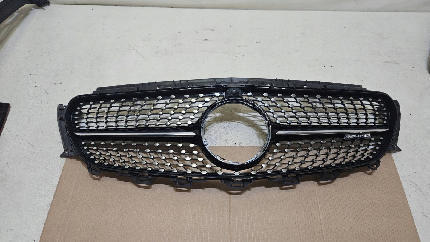 Mercedes-Benz E-Klasse W238 Kühlergrill FRONTGRILL Kühlergitter A2388880300 - Thumbnail 1