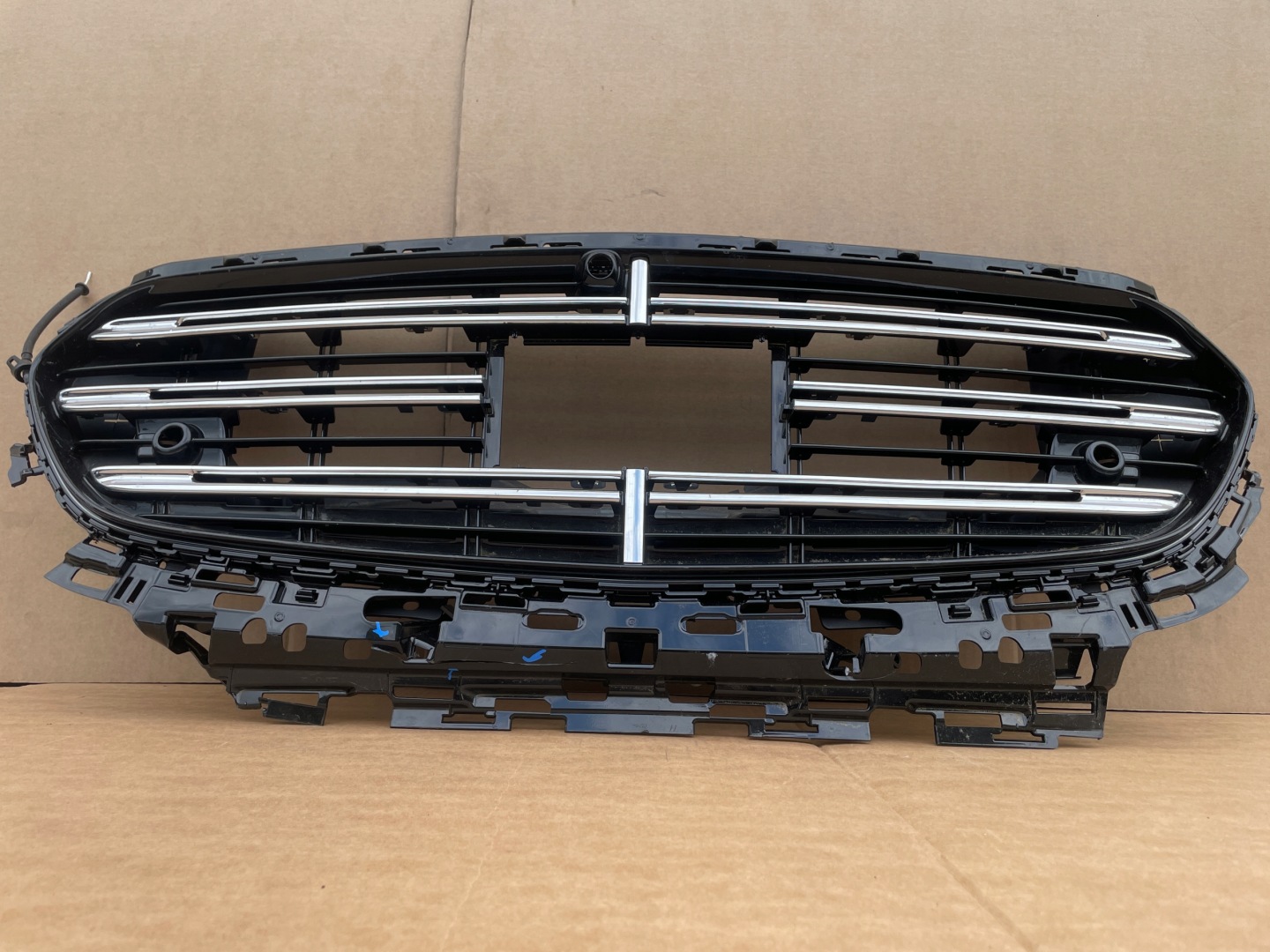 Mercedes-Benz E-Klasse W214 Kühlergrill FRONTGRILL Kühlergitter A2148804801 - Thumbnail 6