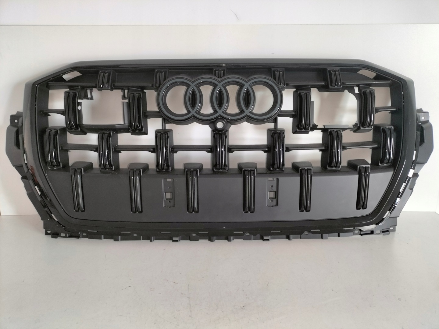 Audi Q7 Kühlergrill FRONTGRILL Kühlergitter 4M0853651BL - Thumbnail 1