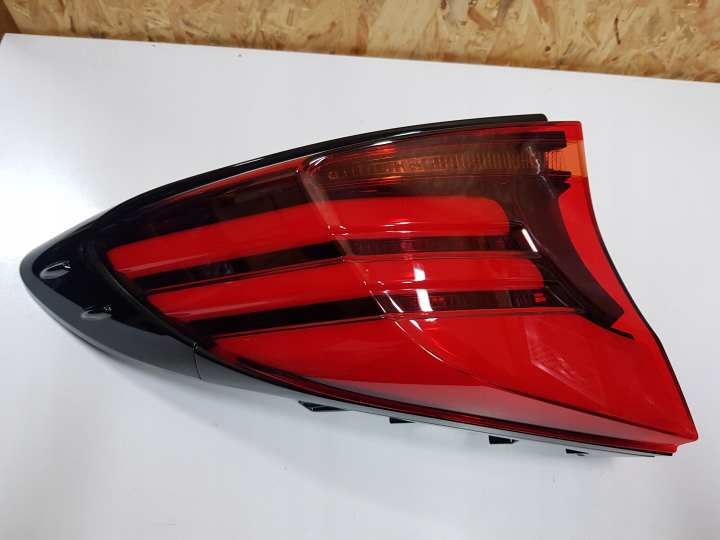 Toyota C-HR X20 Rückleuchte 81560F41308 Rearlamp - Thumbnail 1