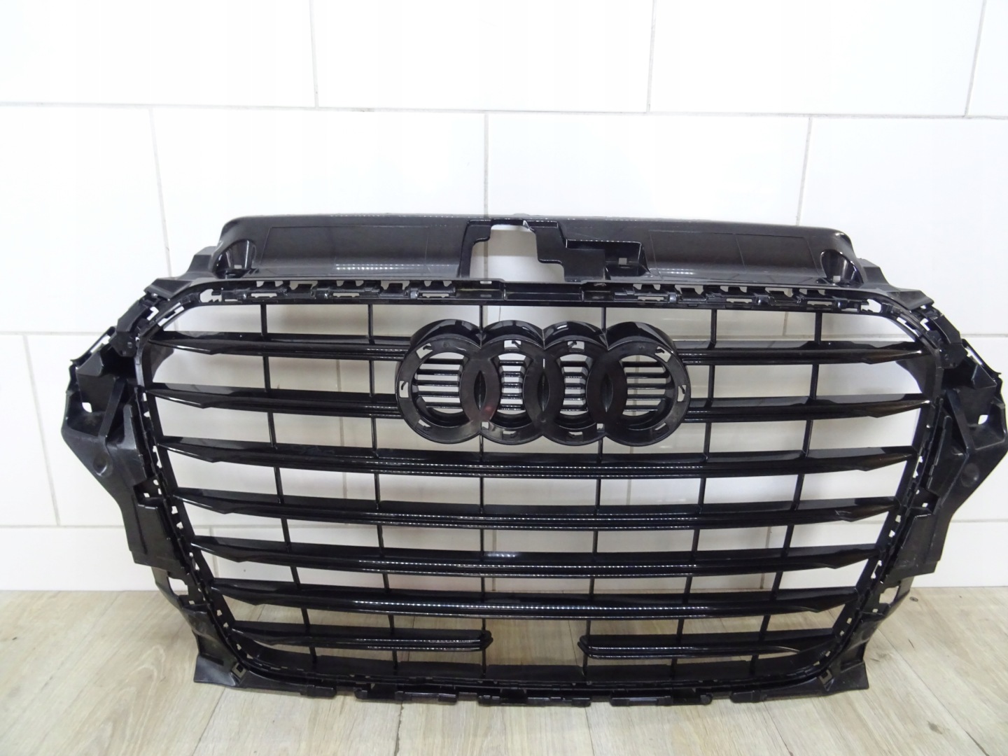 Audi A3 8V Kühlergrill FRONTGRILL Kühlergitter 8V5853651C - Thumbnail 1