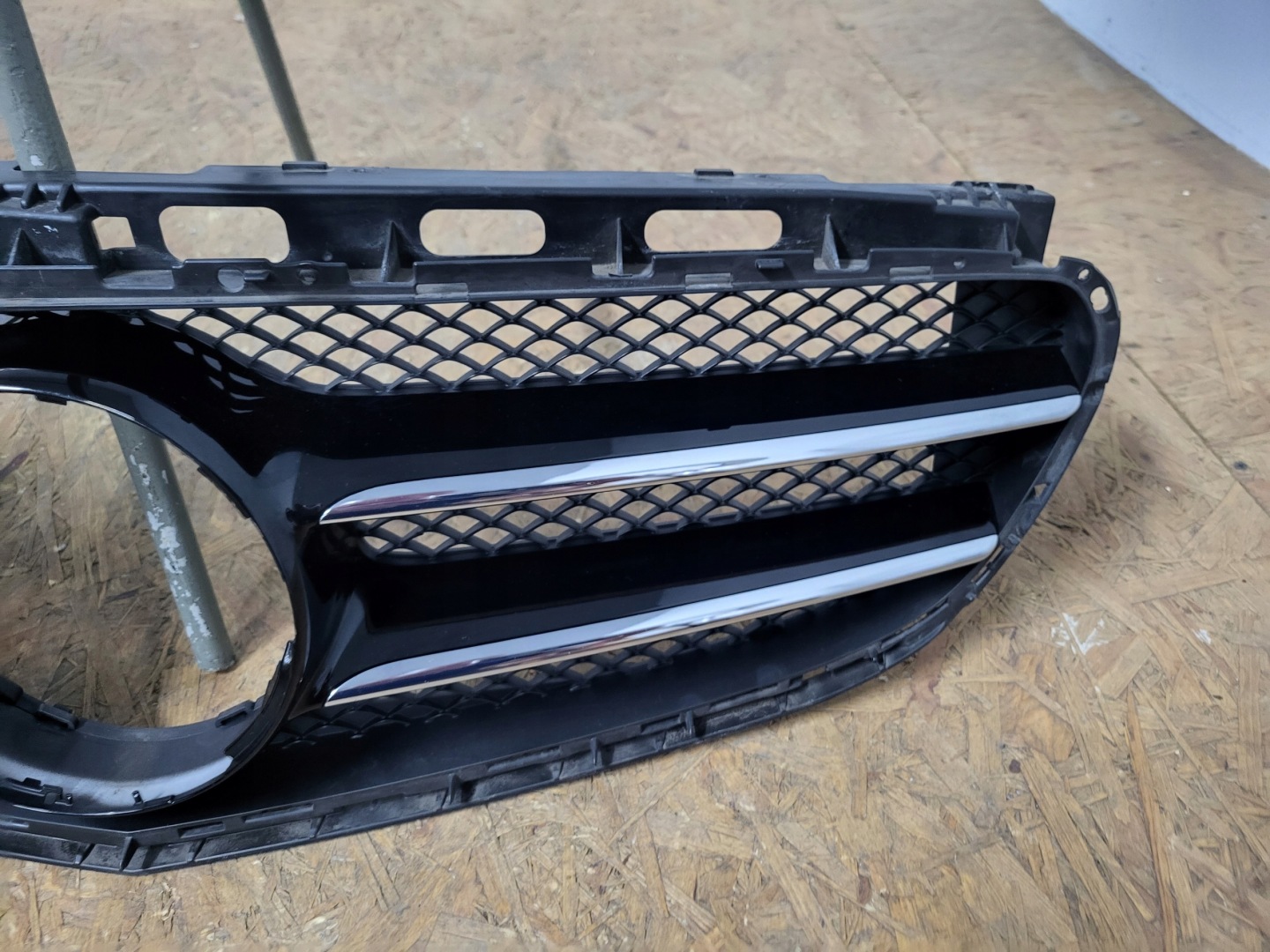 Mercedes-Benz E-Klasse W212 Kühlergrill FRONTGRILL Kühlergitter - Thumbnail 4