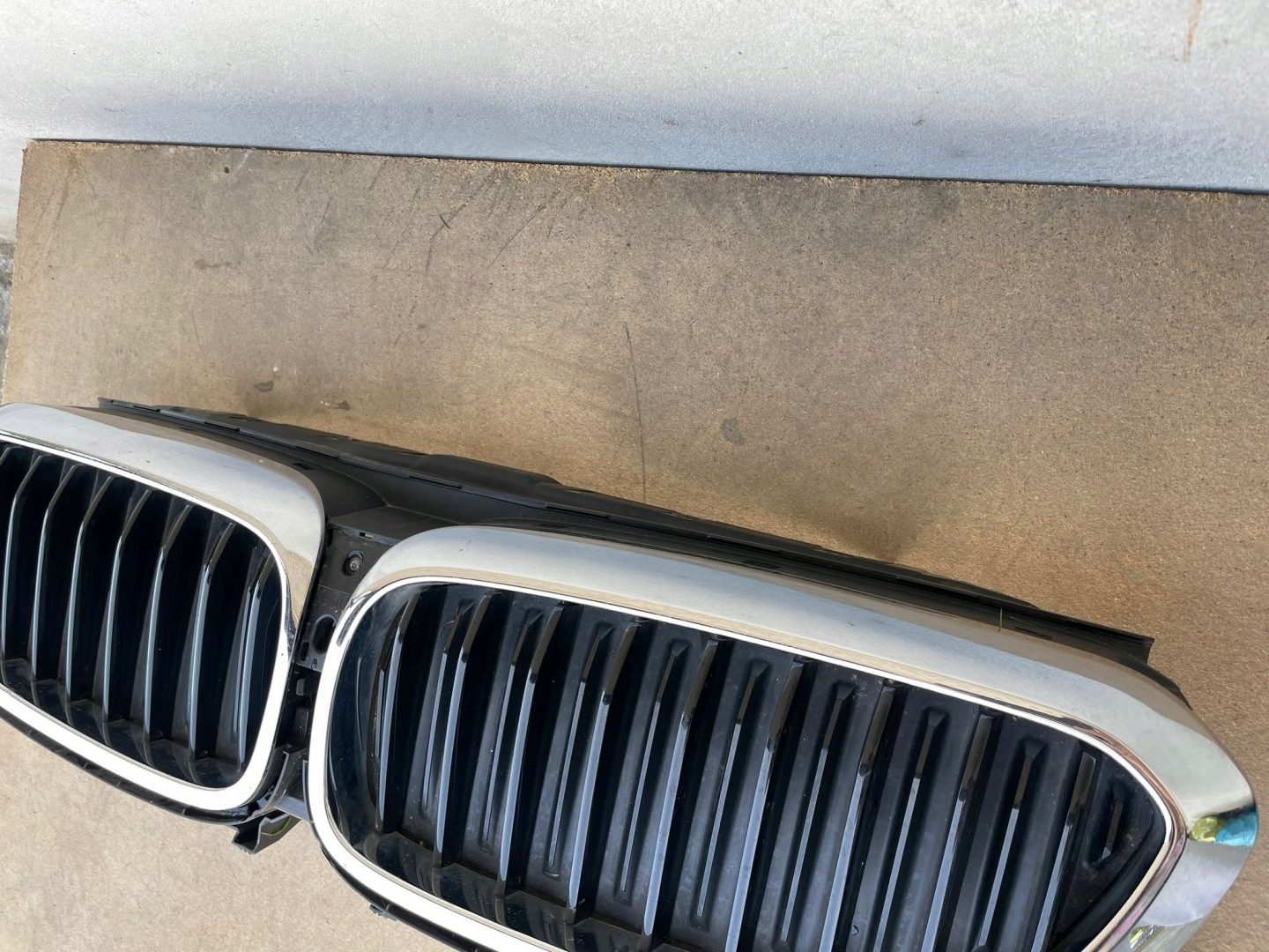 BMW 5 G31 Kühlergrill FRONTGRILL Kühlergitter 6666777 - Thumbnail 4