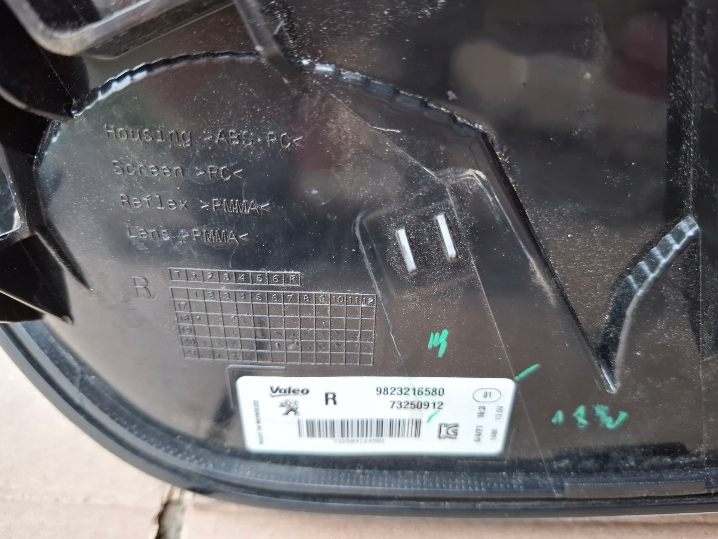 Peugeot 208 I Rückleuchte Rearlamp - Thumbnail 9