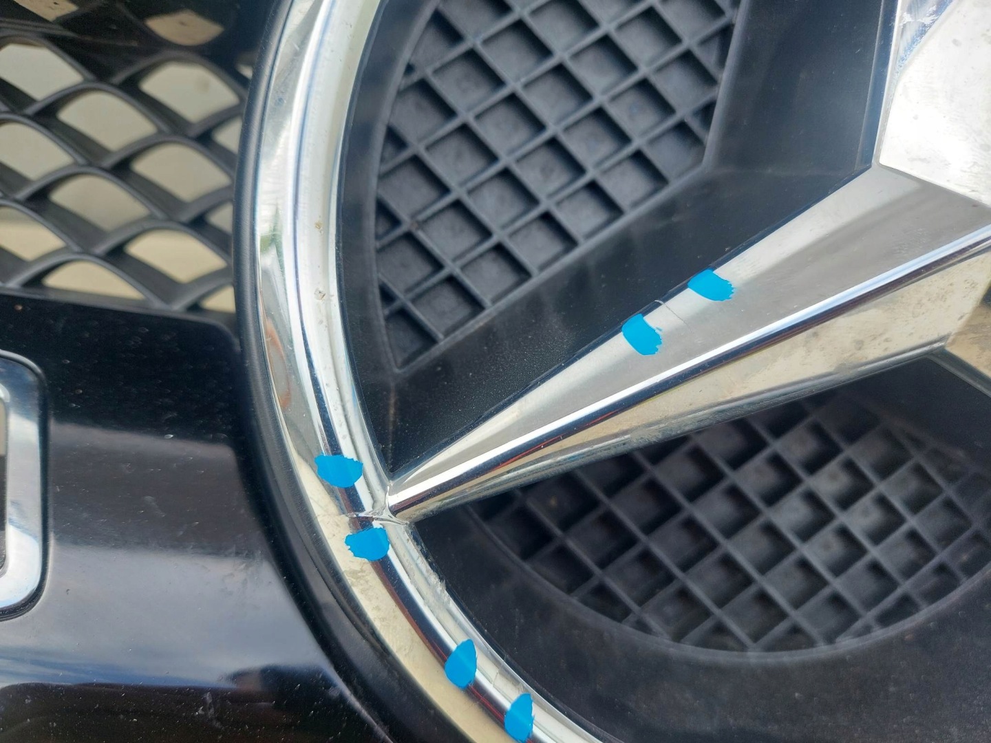 Mercedes-Benz GLA W156 Kühlergrill FRONTGRILL Kühlergitter A1568882900 - Thumbnail 12