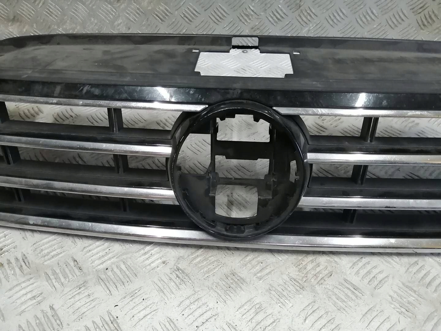 VW Passat B8 Kühlergrill FRONTGRILL Kühlergitter 3G0853651AK - Thumbnail 3