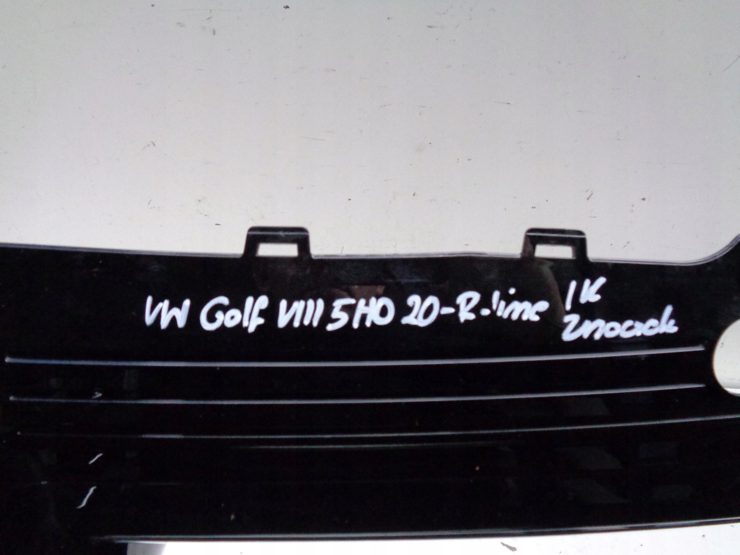 VW Golf V Kühlergrill FRONTGRILL Kühlergitter 5H0853655G - Thumbnail 6