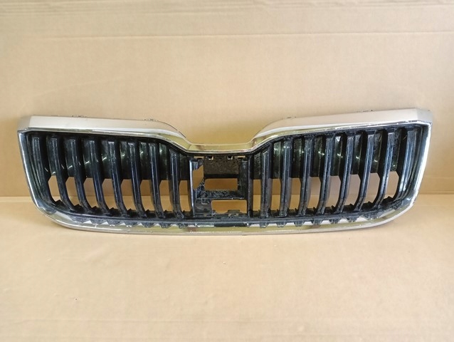 Skoda Superb 3U Kühlergrill FRONTGRILL Kühlergitter 3V0853653C - Thumbnail 1
